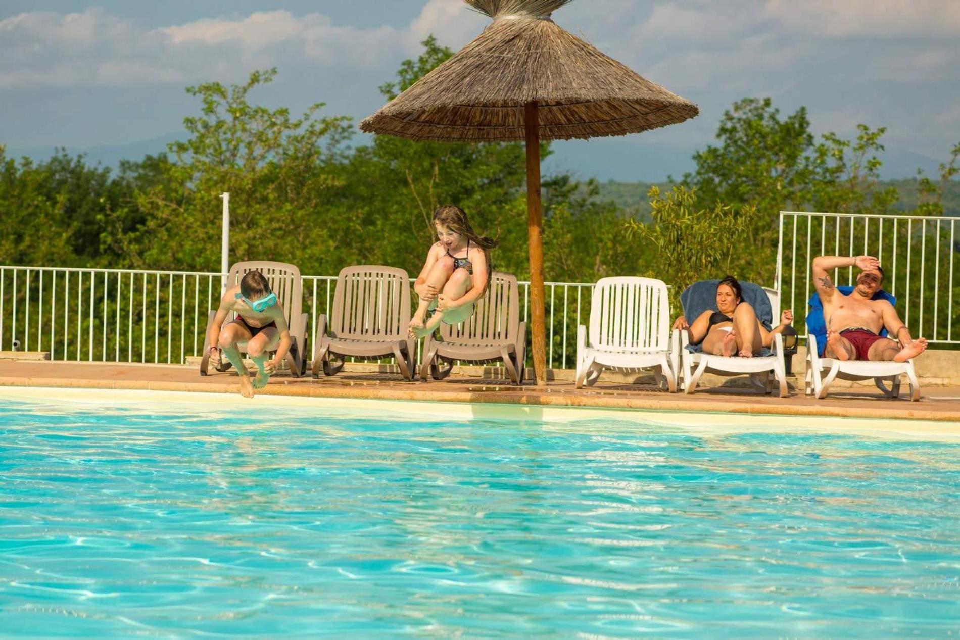 Camping La Chapouliere Ruoms Extérieur photo